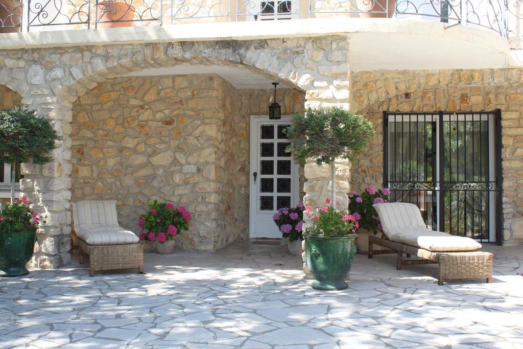 Gites Maisons De Vacances Domaine La Chamade Carpentras Rum bild