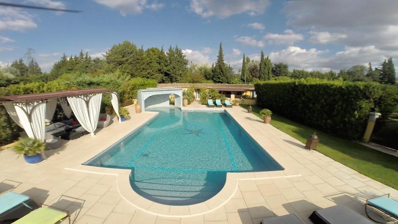 Gites Maisons De Vacances Domaine La Chamade Carpentras Exteriör bild
